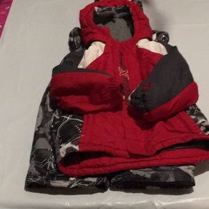 Boys 2t snowsuit